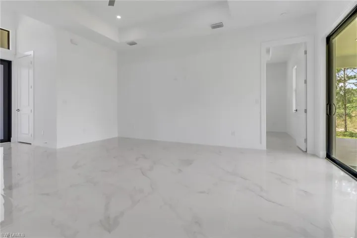 836  Milano S AVE, Lehigh Acres, FL 33974