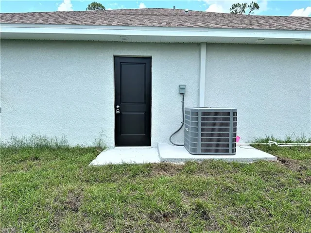 3306  31st W ST, Lehigh Acres, FL 33971