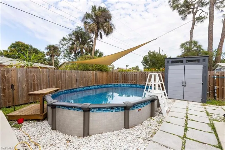 3825 Rose Ave - Pool for endless fun and entertainment View 1