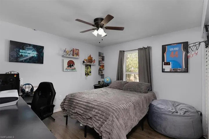 3825 Rose Ave - 1st Guest bedroom View 1