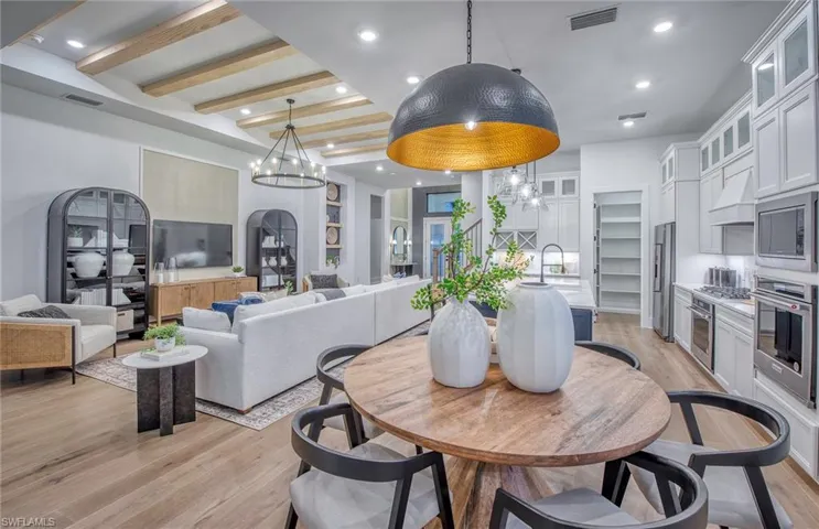 Photo is from model home. Illustration purposes only.