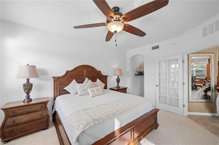 6652  Alden Woods  CIR, Naples, FL 34113