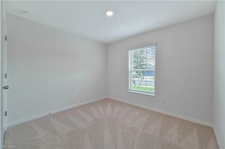 901  Arthur  ST, Immokalee, FL 34142