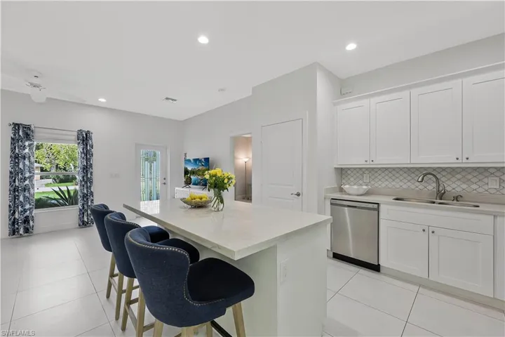 3892 14th St N, Naples, Florida 34103