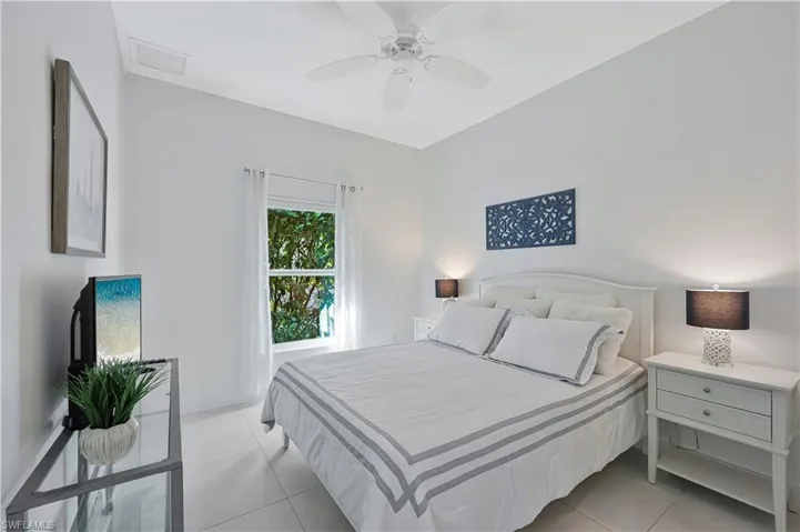 3892 14th St N, Naples, Florida 34103