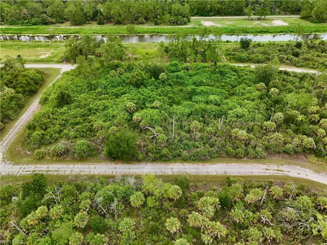Firebird Rd, North Port, Florida 34288