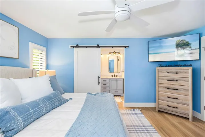 1374 Foxfire Ln, Naples, Florida 34104