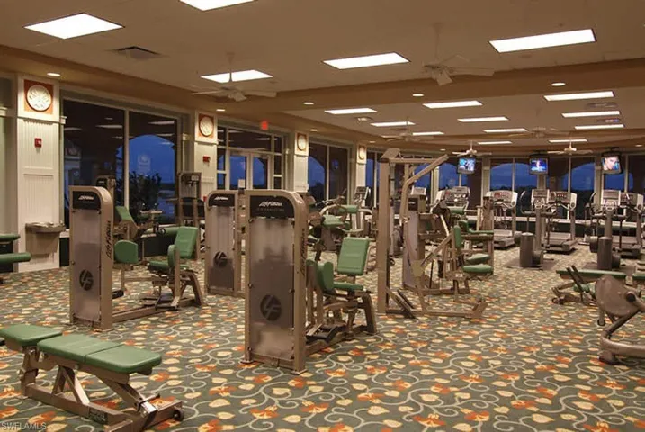 24 HOUR FITNESS CENTER