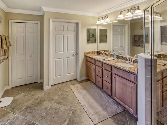 9114 Prima Way 102, Naples, Florida 34113