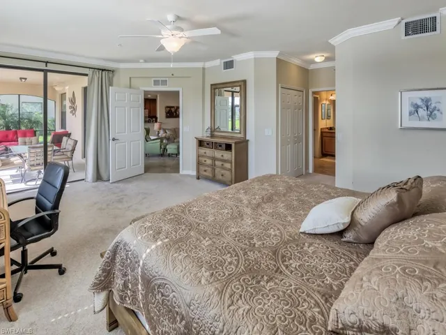 9114 Prima Way 102, Naples, Florida 34113