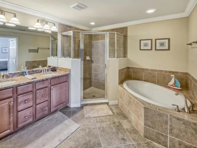 9114 Prima Way 102, Naples, Florida 34113