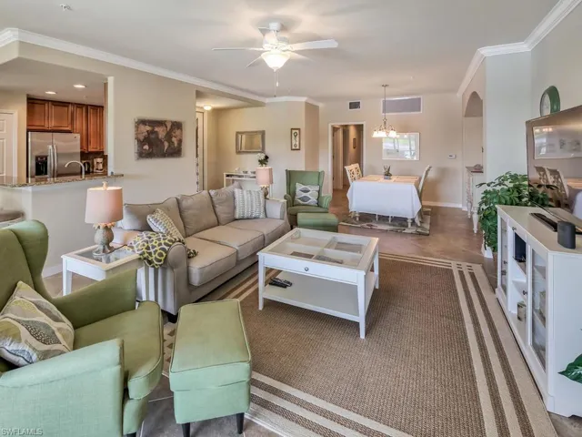 9114 Prima Way 102, Naples, Florida 34113