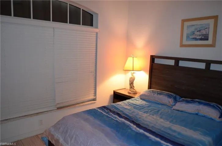 1702 Emerald Cove Dr, Cape Coral, Florida 33991