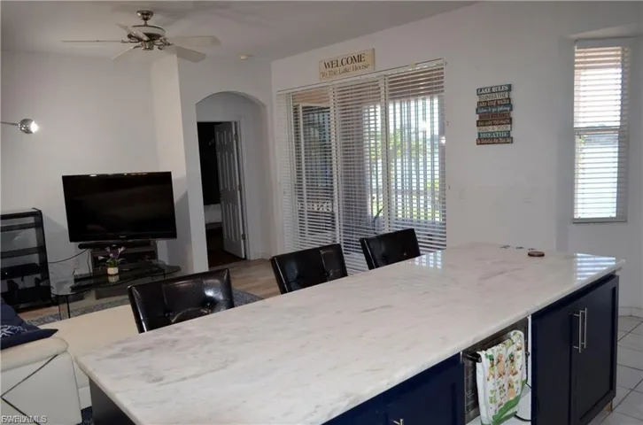 1702 Emerald Cove Dr, Cape Coral, Florida 33991