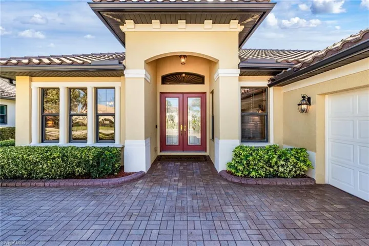 Double door covered entryway