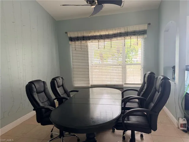 247 Se 6th St, Cape Coral, Florida 33990