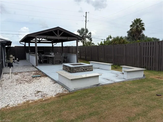 18521 Leetana Rd, North Fort Myers, Florida 33917
