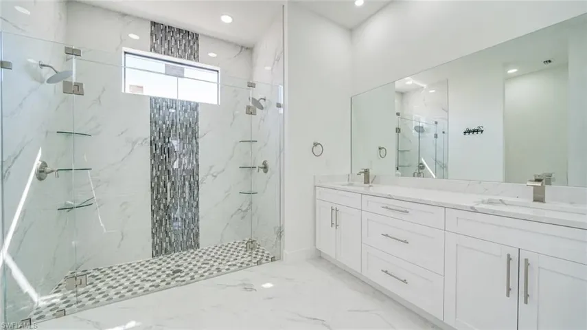 1447 Sw 1st St, Cape Coral, Florida 33991