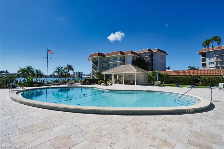 222  Harbour  DR, Naples, FL 34103