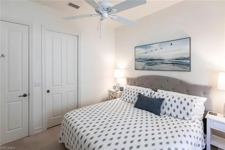7863  Valencia  CT, Naples, FL 34113