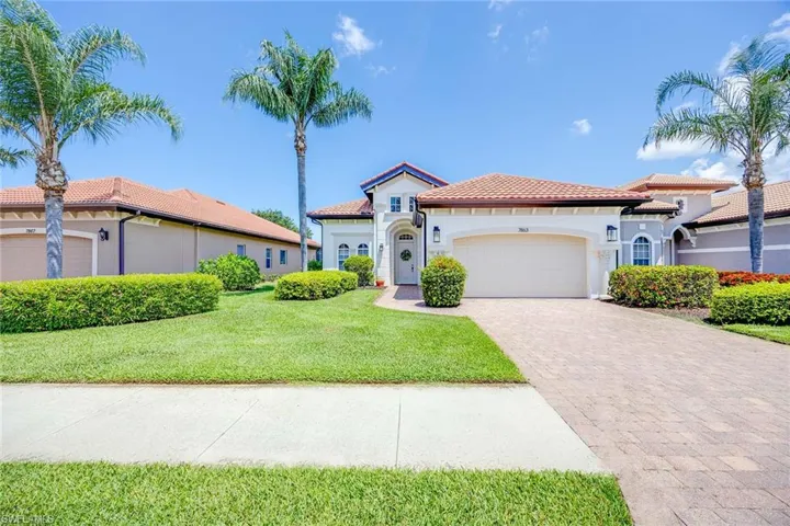 7863  Valencia  CT, Naples, FL 34113