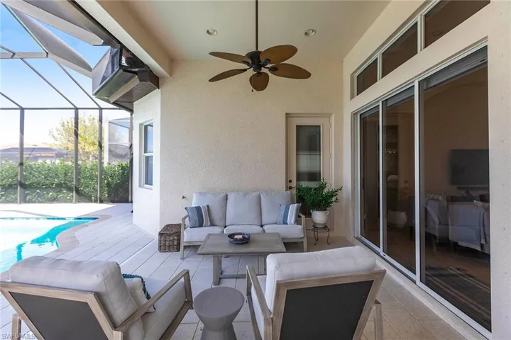 7863  Valencia  CT, Naples, FL 34113