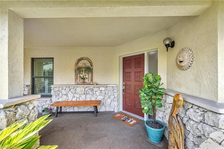 535 Augusta Blvd 4, Naples, Florida 34113