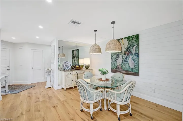 535 Augusta Blvd 4, Naples, Florida 34113