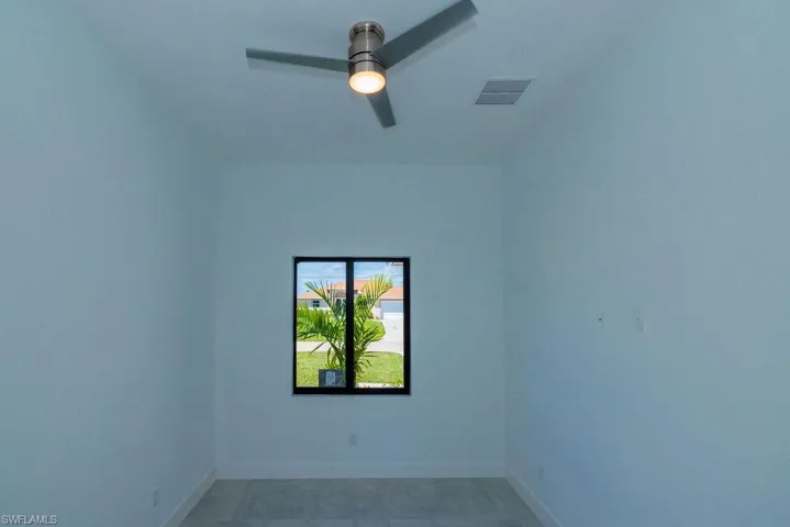 2211 NE 22 PL, CAPE CORAL FL 33909