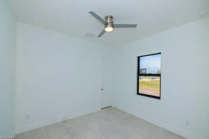 2211 NE 22 PL, CAPE CORAL FL 33909