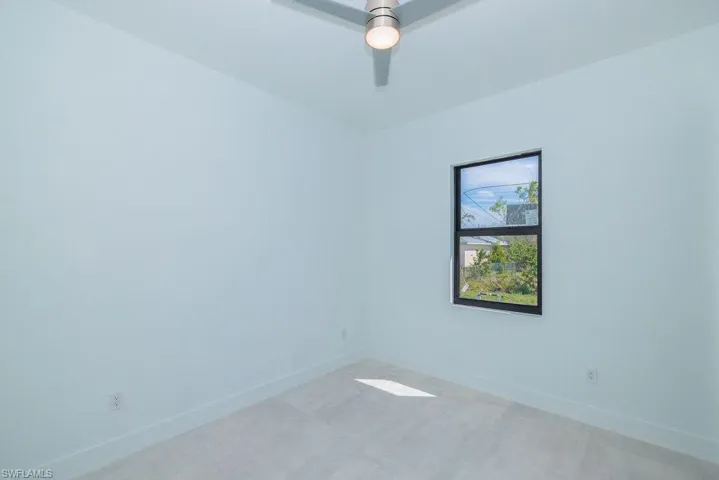 2211 NE 22 PL, CAPE CORAL FL 33909