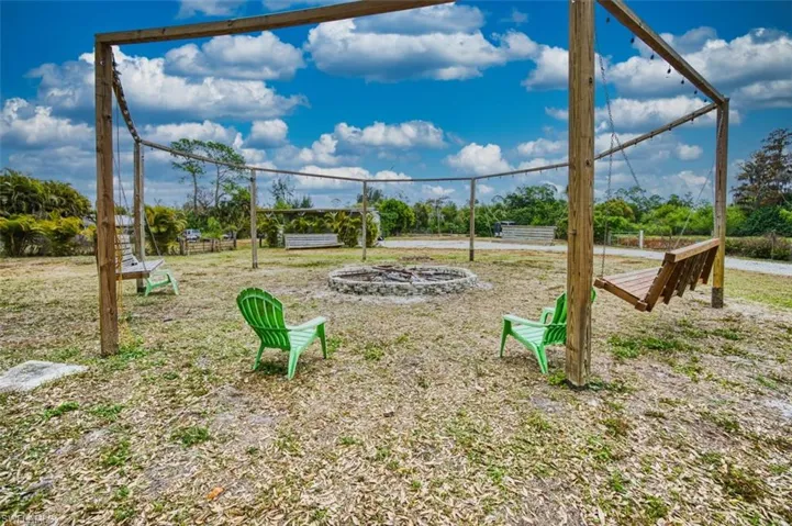 Firepit/Swing Area