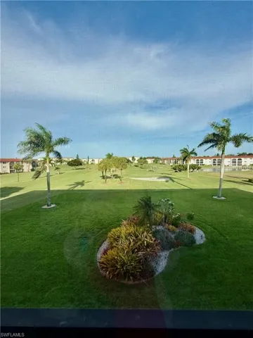 1 High Point Cir W 303, Naples, Florida 34103