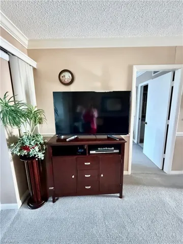 1 High Point Cir W 303, Naples, Florida 34103