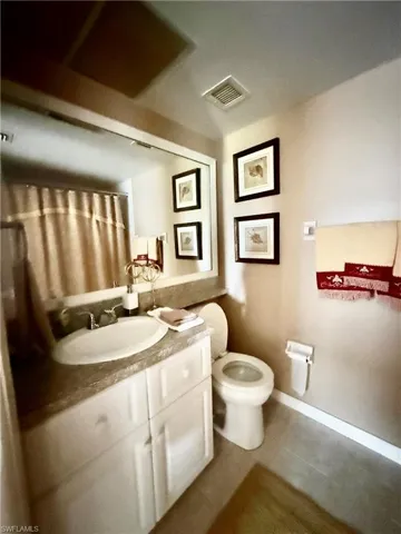 1 High Point Cir W 303, Naples, Florida 34103
