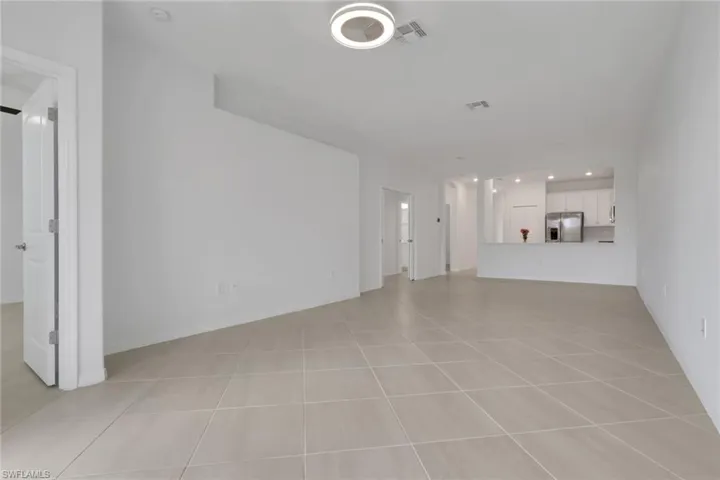 1645 Alameda Dr, Naples, Florida 34120