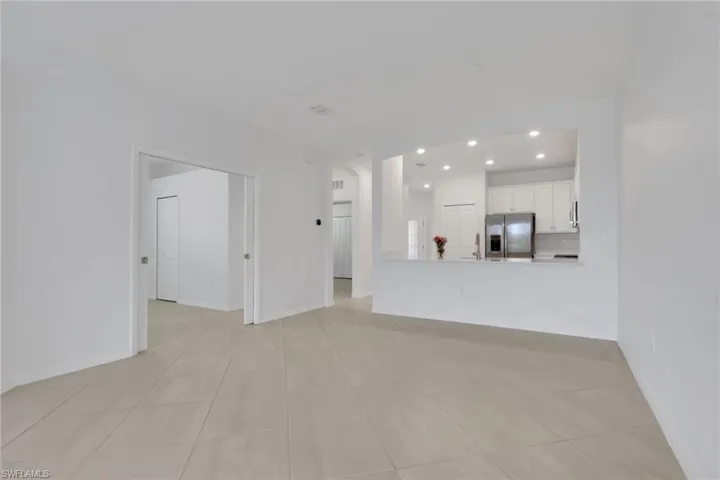1645 Alameda Dr, Naples, Florida 34120
