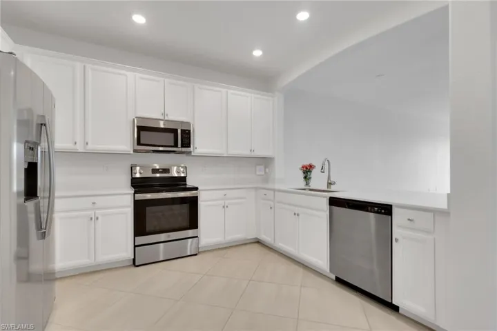 1645 Alameda Dr, Naples, Florida 34120