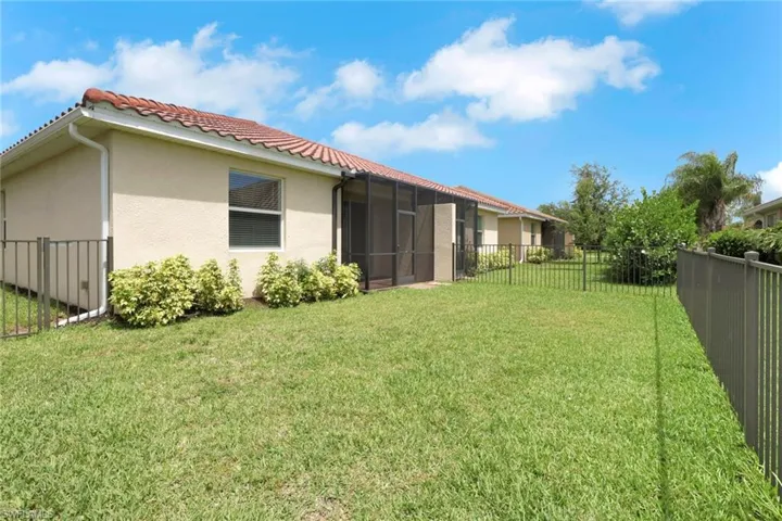 1645 Alameda Dr, Naples, Florida 34120