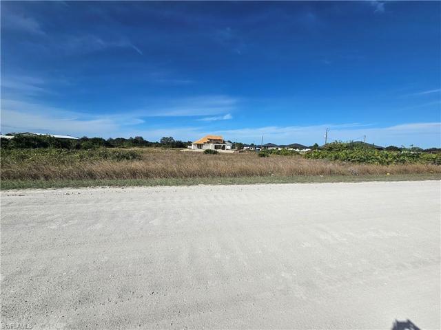 7727  16th  PL, LABELLE, FL 33935