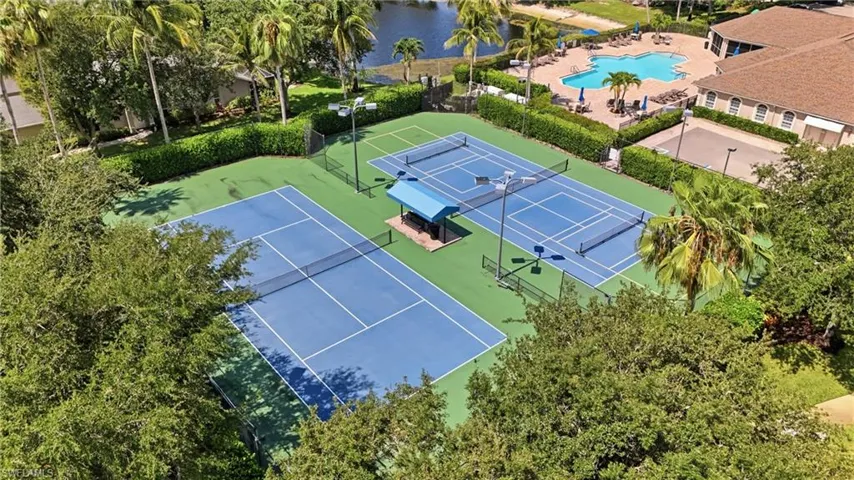 8018 Tauren Ct, Naples, Florida 34119