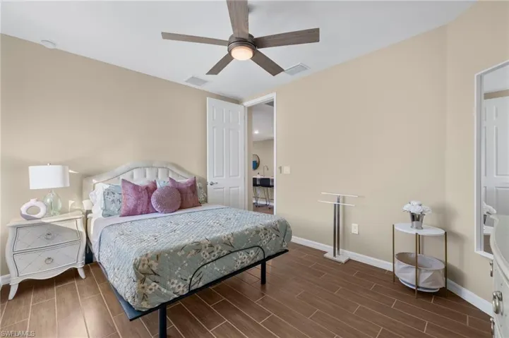 14644 Edgewater Cir, Naples, Florida 34114