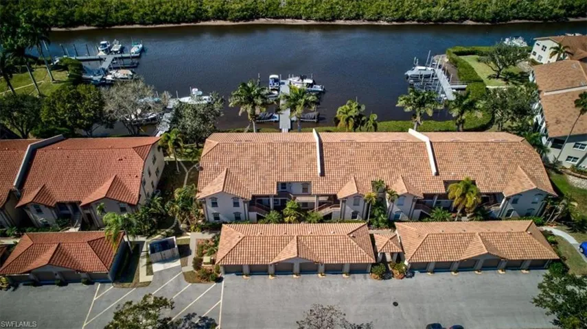 Bird's eye view of a large body of water