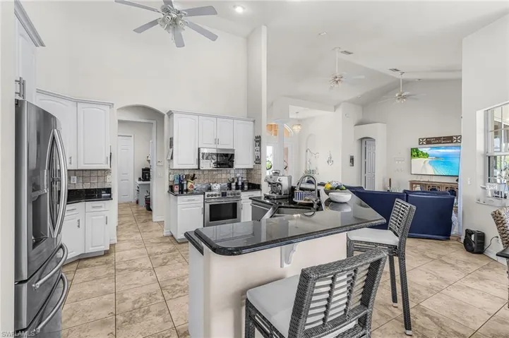 4125 Jacaranda Pkwy W, Cape Coral, Florida 33993