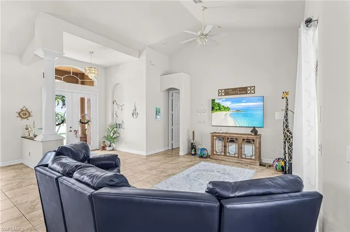 4125 Jacaranda Pkwy W, Cape Coral, Florida 33993