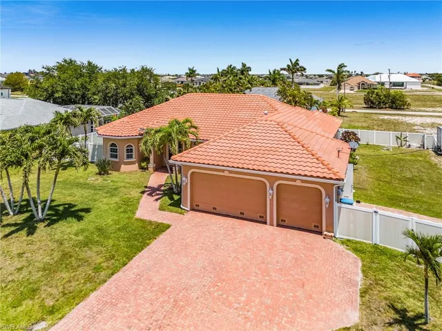 4125 Jacaranda Pkwy W, Cape Coral, Florida 33993