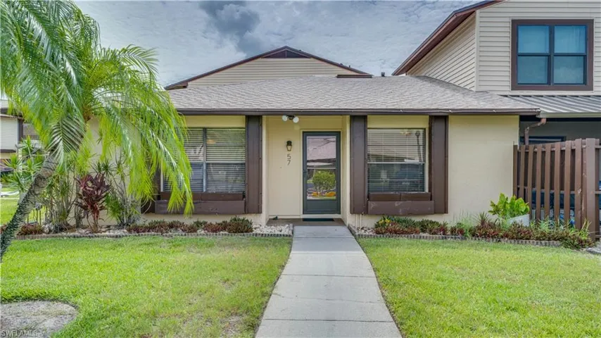 1220 Se 6th Ter 57, Cape Coral, Florida 33990