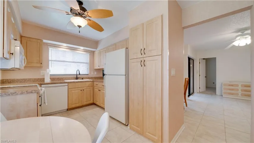 1220 Se 6th Ter 57, Cape Coral, Florida 33990