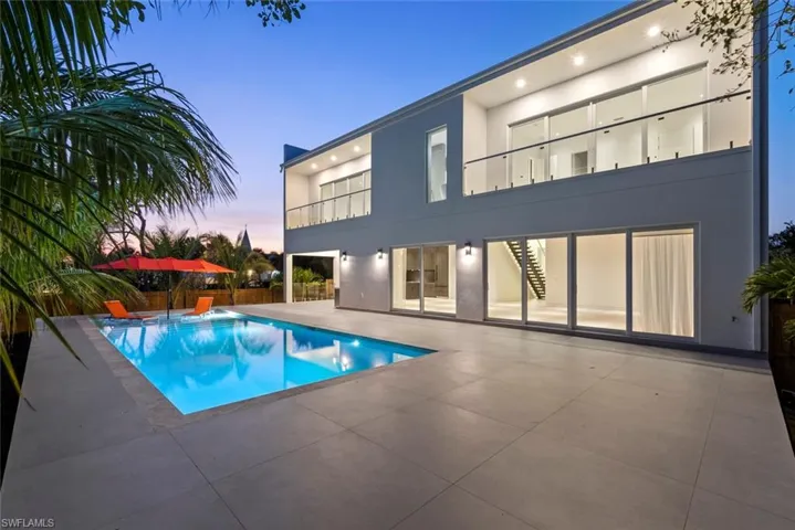 1135 Bluebird Ave, Marco Island, Florida 34145