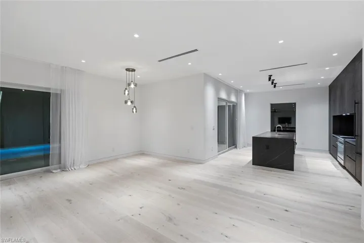 1135 Bluebird Ave, Marco Island, Florida 34145